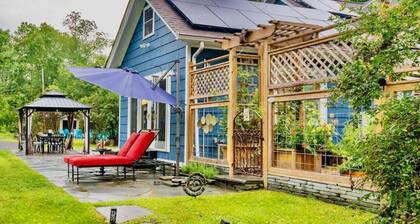 Woodstock Farmhouse /Hot tub, Gardens,EV charger, Firepit, Pet/Family Friendly