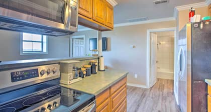 Remodeled Ranch Apt in Sanger: 12 Mi to Lake!