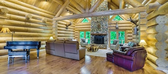 14 Mi to Slopes: Lodge on 104 Acres in Boyne City