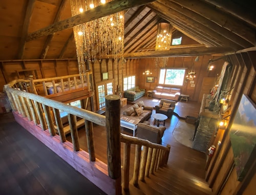 Mountain Hall: Unique Historic Cabin w/Large Deck
