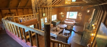 Mountain Hall: Historic Cabin w/Great Deck