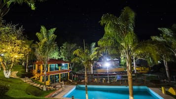 Alberca al aire libre