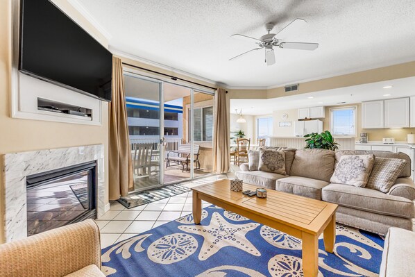 Televisio, DVD-soitin, kirjoja