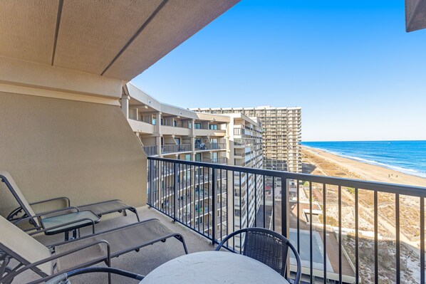 Property grounds - Oceanfront High Point South condo with ocean & bay views, W/D, & pool (Ocean City)