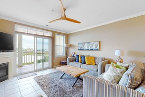 TV, fireplace, DVD player, stereo