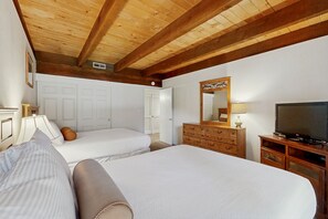 1 bedroom, iron/ironing board, Internet, bed sheets