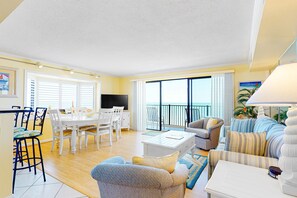 TV, DVD player - Oceanfront Golden Surf Condo with ocean view, AC & W/D - the beach awaits (Ocean City)