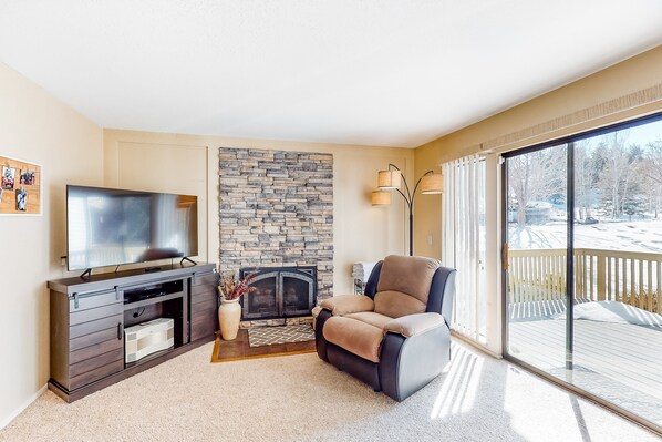 TV, fireplace, DVD player