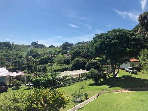 Property grounds - Chácara Recanto do Lazer. Price for up to 50 people. (Francisco Morato)