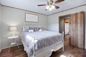 Unclassified image, 2 of 20, button