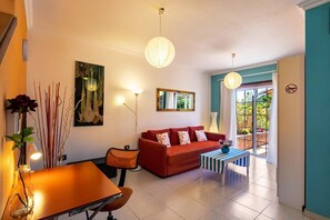 Télévision, chaîne hi-fi