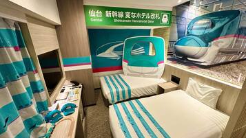 ファミリー ツインルーム 禁煙 | セーフティボックス (室内)、デスク、WiFi (無料)、ベッドシーツ