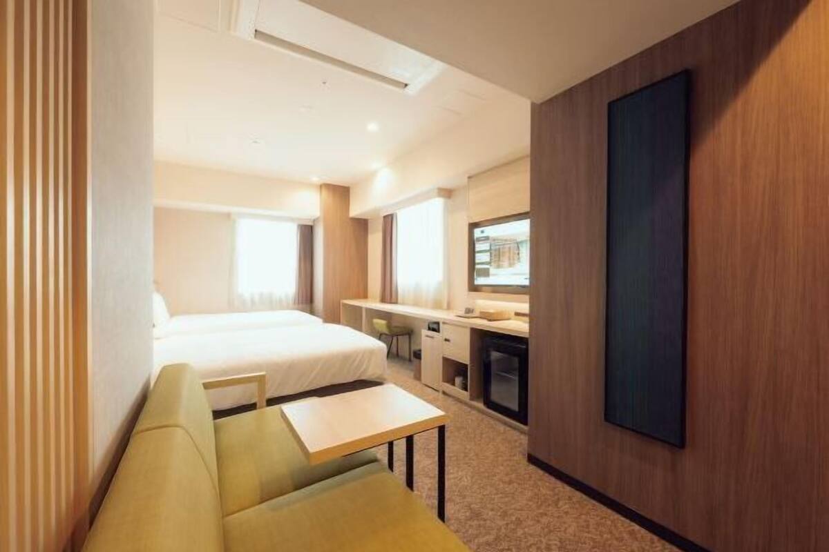 In-room safe, desk, free WiFi, bed sheets