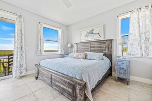 3 slaapkamers, een strijkplank/strijkijzer, gratis wifi, beddengoed