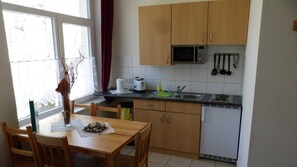 Luokittelematon kuva, 5 kautta 16, painike