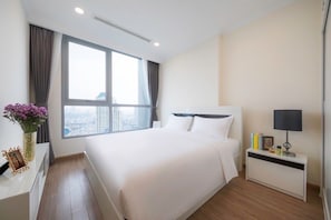 1 室のベッドルーム、セーフティボックス (室内)、デスク、WiFi (無料)