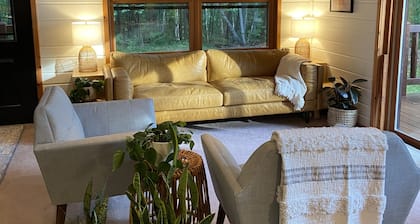 Søsterhus, Three Lakes/Eagle River Lake House