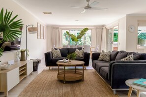 TV, videospill, Netflix og bøker