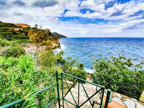 Holiday Apartment "Capo d'Arco Il Pino" with Sea View, Pool & Terrace
