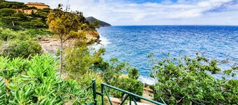 Holiday Apartment "Capo d'Arco Il Pino" with Sea View, Pool & Terrace