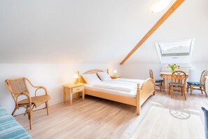 Unclassified image, 2 of 19, button