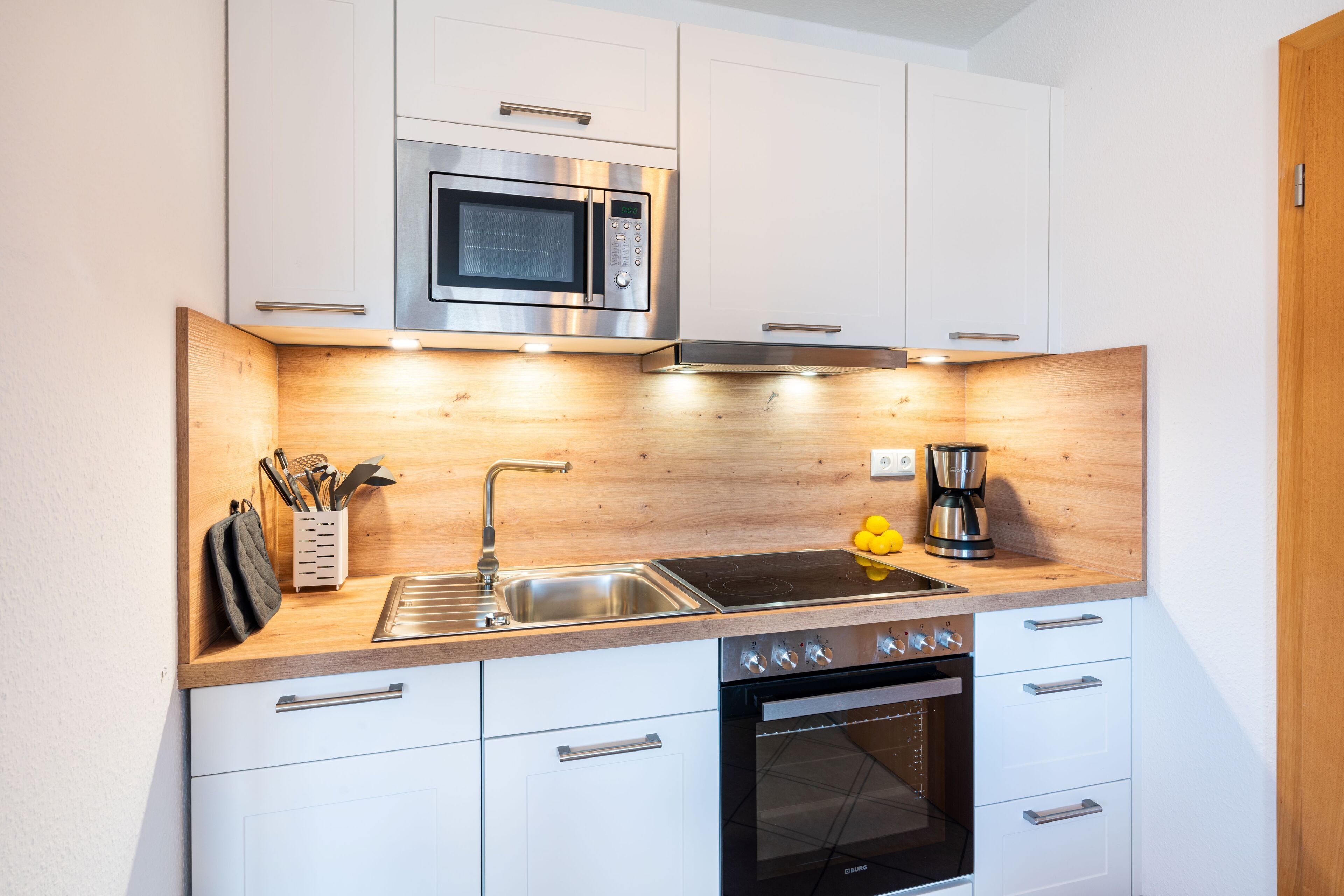 Kühlschrank, Geschirrspüler