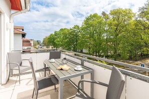 Luokittelematon kuva, 3 kautta 15, painike