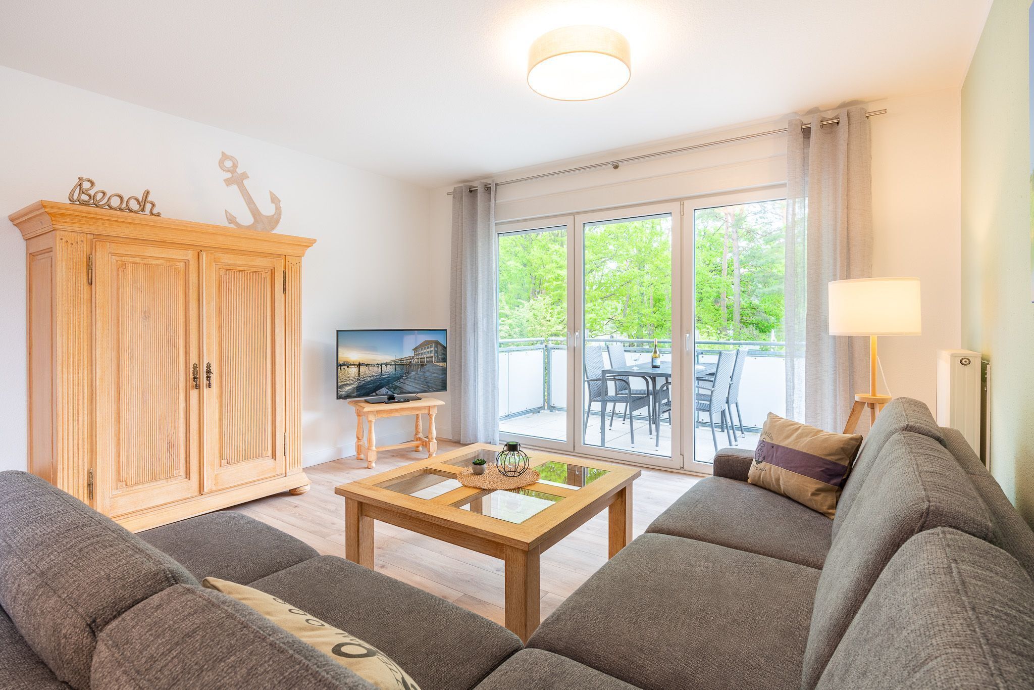 Fernseher