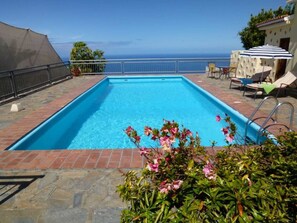 Imagen sin descripción, 2 de 18, botón