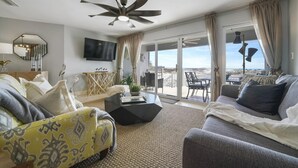 Duplex, 6 chambres | Salle de séjour