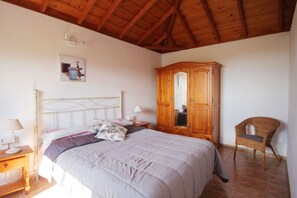 1 habitación, cuna de viaje, wifi y ropa de cama 