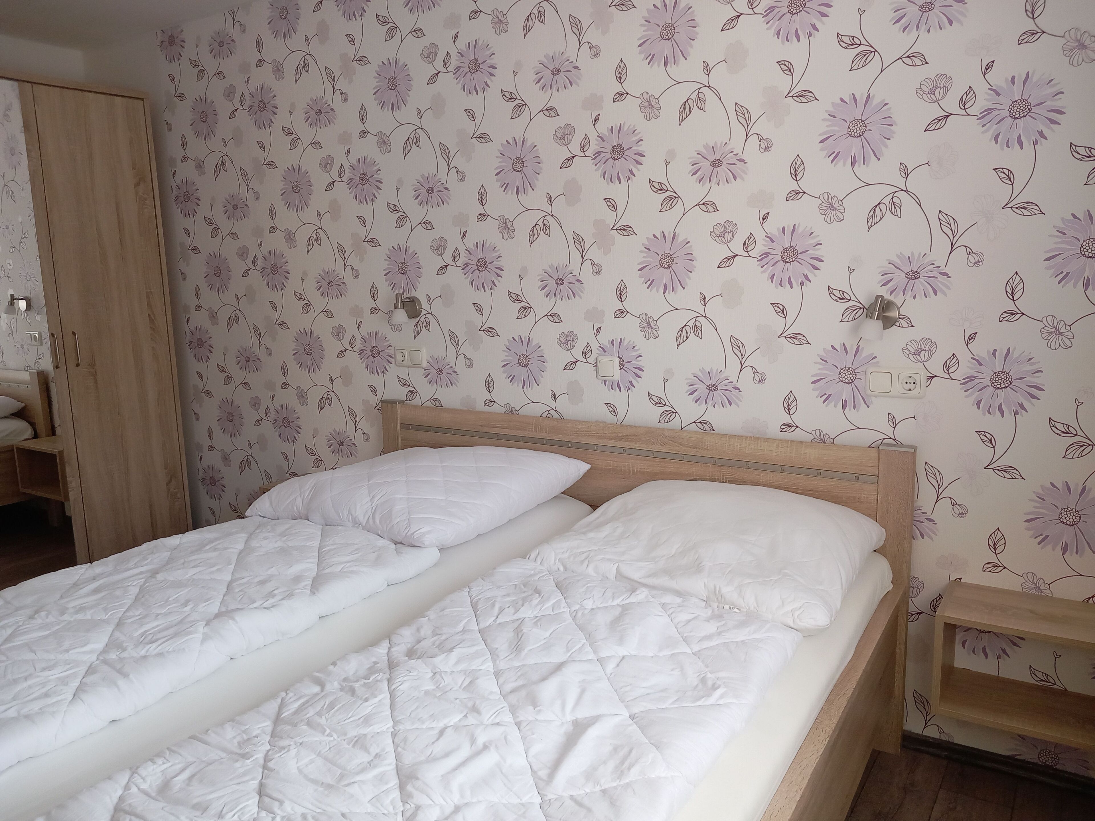 1 bedroom, travel cot, WiFi, wheelchair access