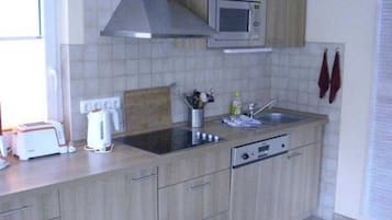 冰箱、微波炉、洗碗机、茶具/咖啡用具