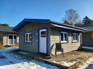 Unclassified image, 5 of 15, button