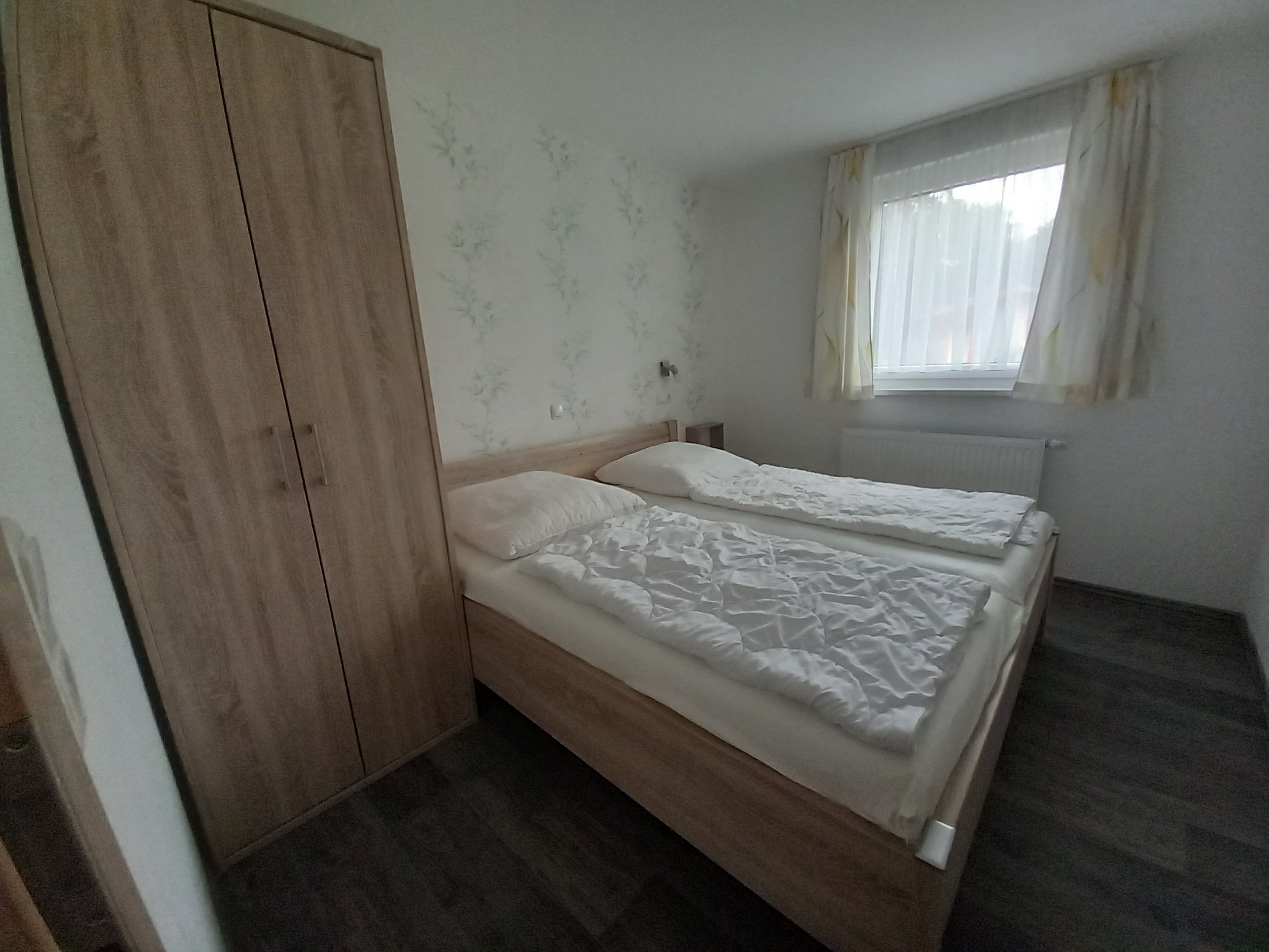 2 Schlafzimmer, Reisekinderbett, WLAN