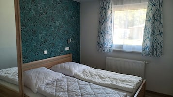 2 Schlafzimmer, Reisekinderbett, WLAN