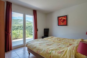 4 chambres, fer et planche Ă repasser, Wi-Fi gratuit, draps fournis