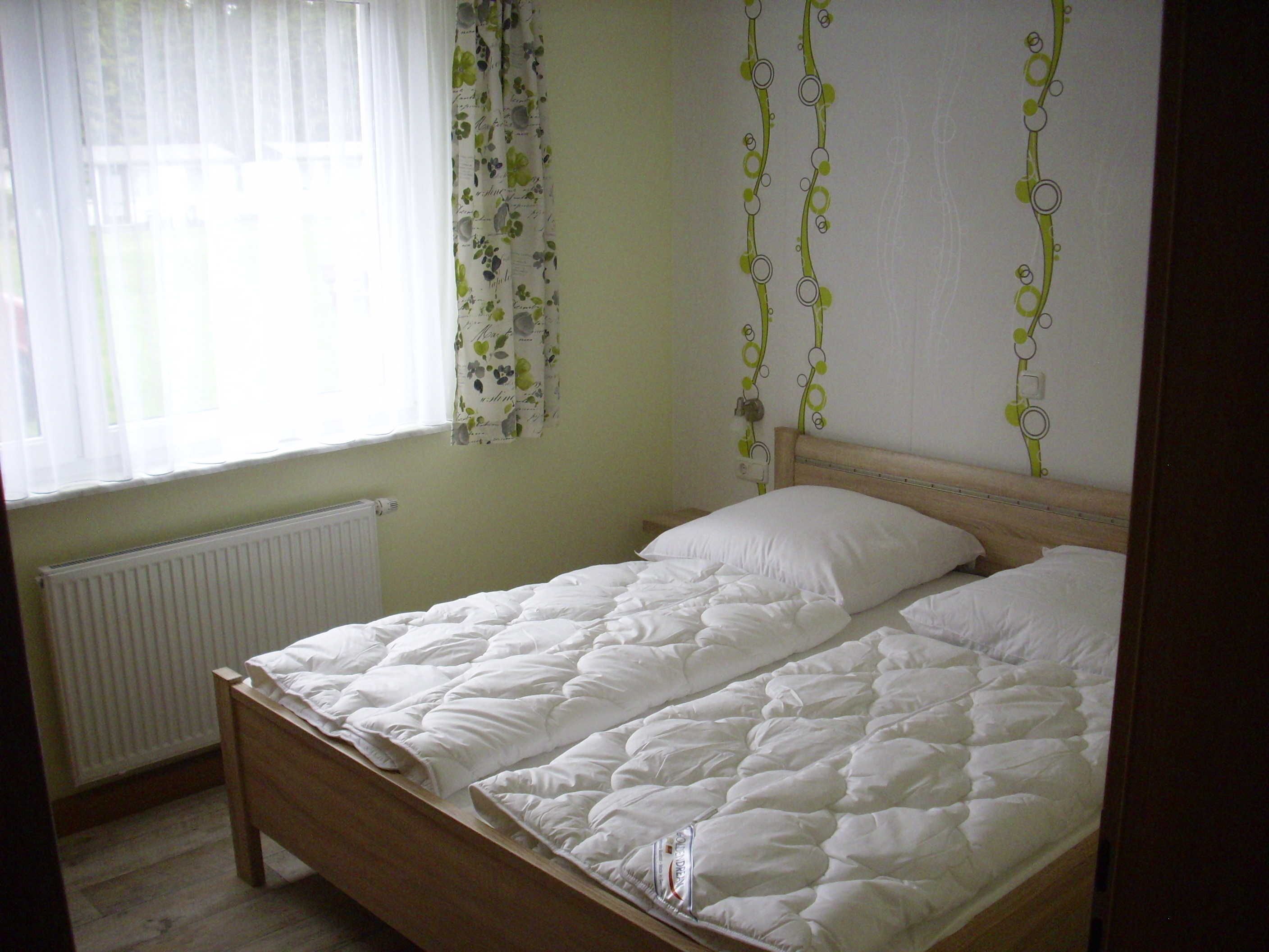 3 chambres, lit parapluie