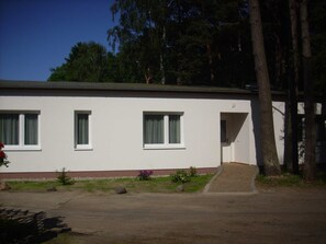 Exterior - Vacation apartment (wheelchair accessible) 41 - Käuzchenkuhle (Trassenheide)