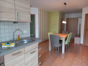 Fridge - Vacation apartment (wheelchair accessible) 41 - Käuzchenkuhle (Trassenheide)