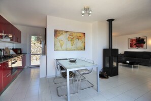 Unclassified image, 5 of 27, button - Puesta de Sol, Spanien (El Paso)