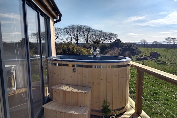 Cabin | Balcony