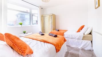 Apartment | 4 bedrooms, iron/ironing board