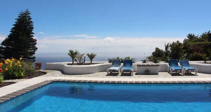 Tres Pinos, Mazo, Spanien