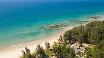 Villa, 5 Bedrooms | Beach/ocean view