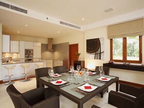 Interior - Laguna Waters (Choeng Thale)