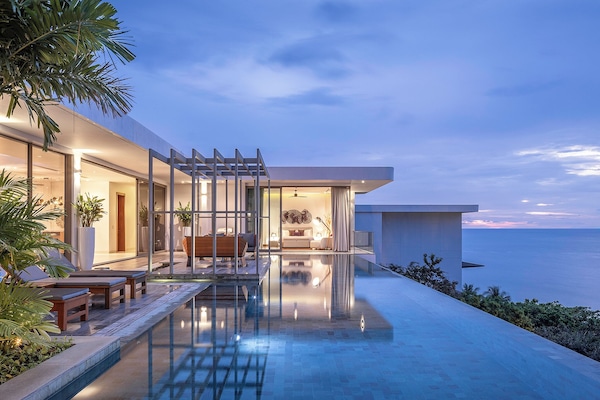 Malaiwana Penthouse | Private pool