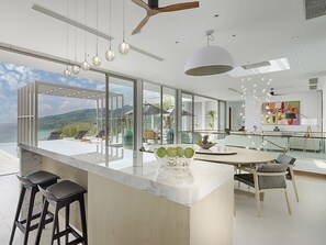 Malaiwana Penthouse | Salle à manger