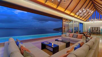 In-room safe, individually decorated, individually furnished, desk