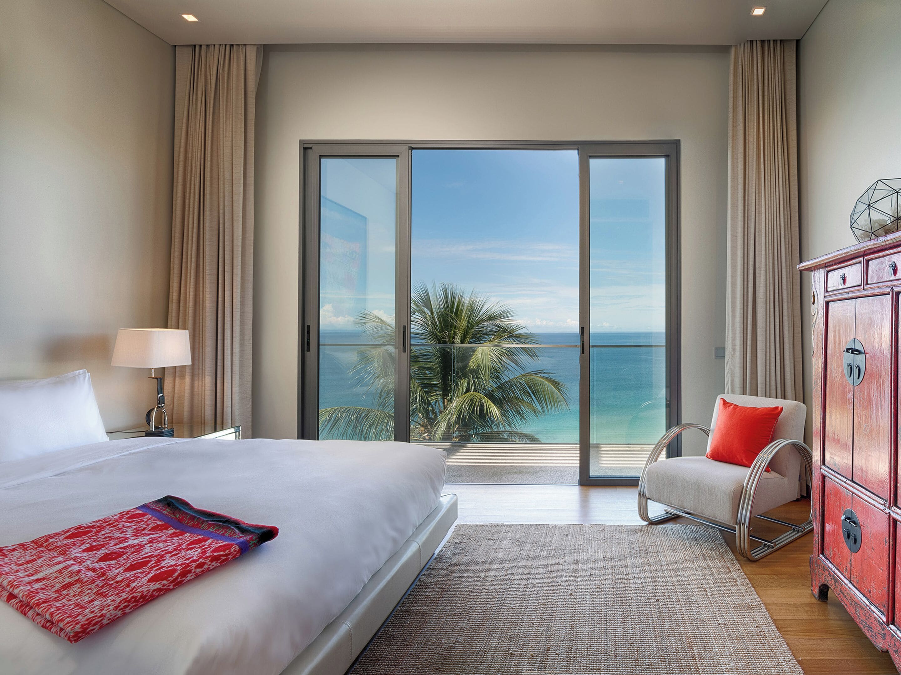 Villa Rodnaya | In-room safe, individually decorated, individually furnished, desk